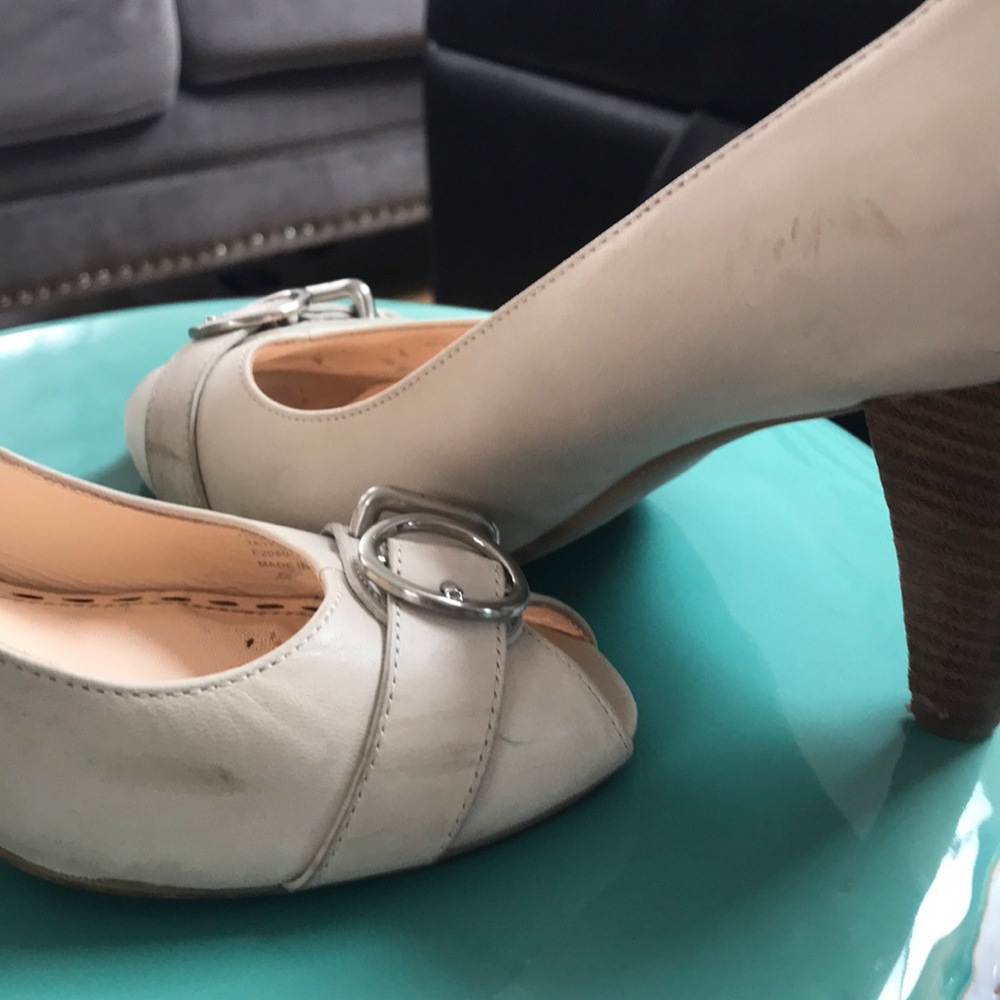 Coach Peep Toe Heels! - Picture 5 of 8